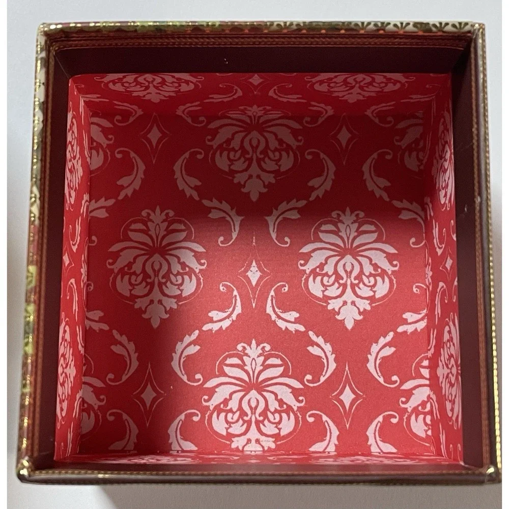 Music Box Trinket Box Wind Up Hark the Harold Angels Sing Pine Soap Box Empty